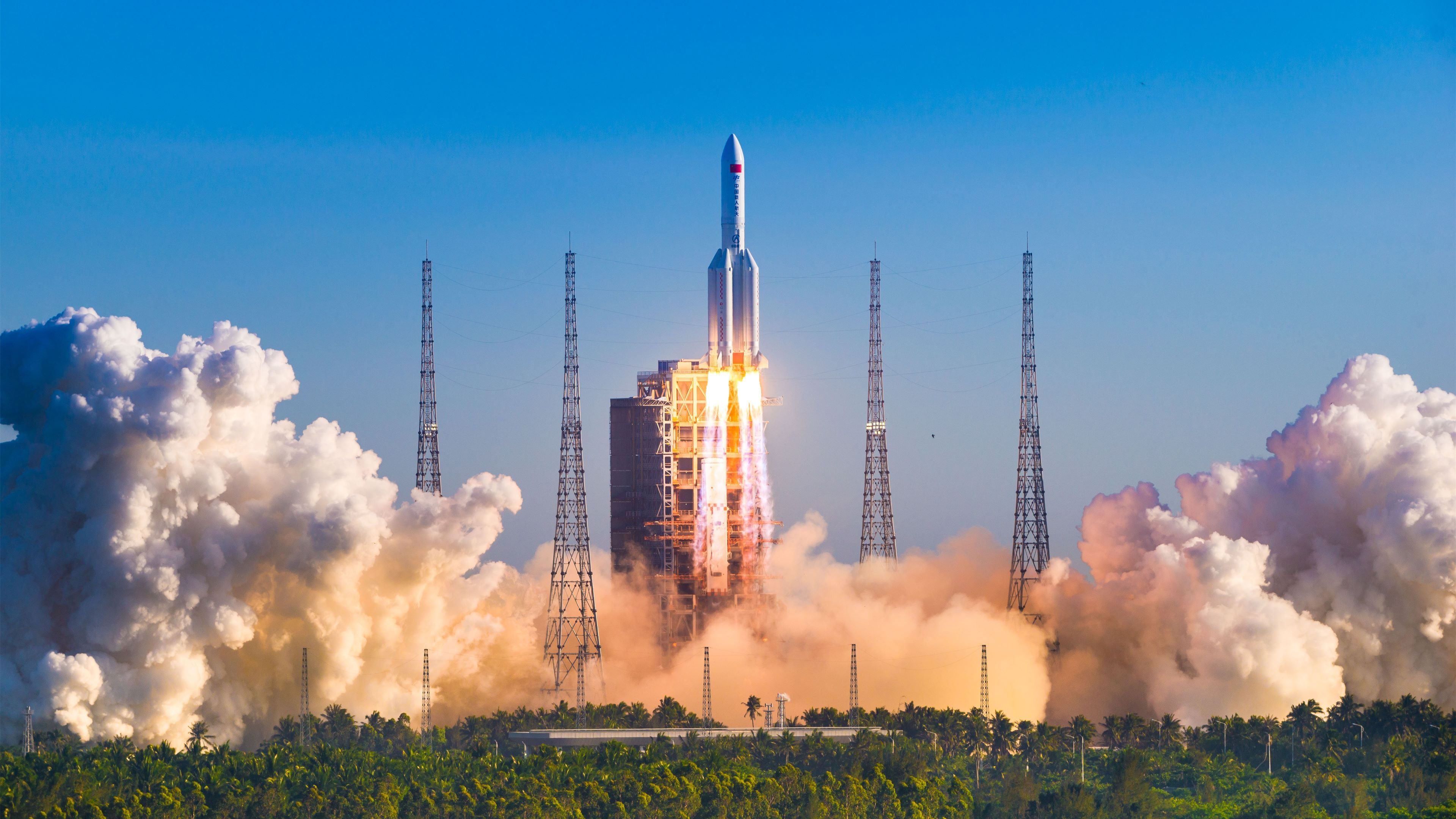 国足关键节点换人策略成功率趋势,国足换场地原因