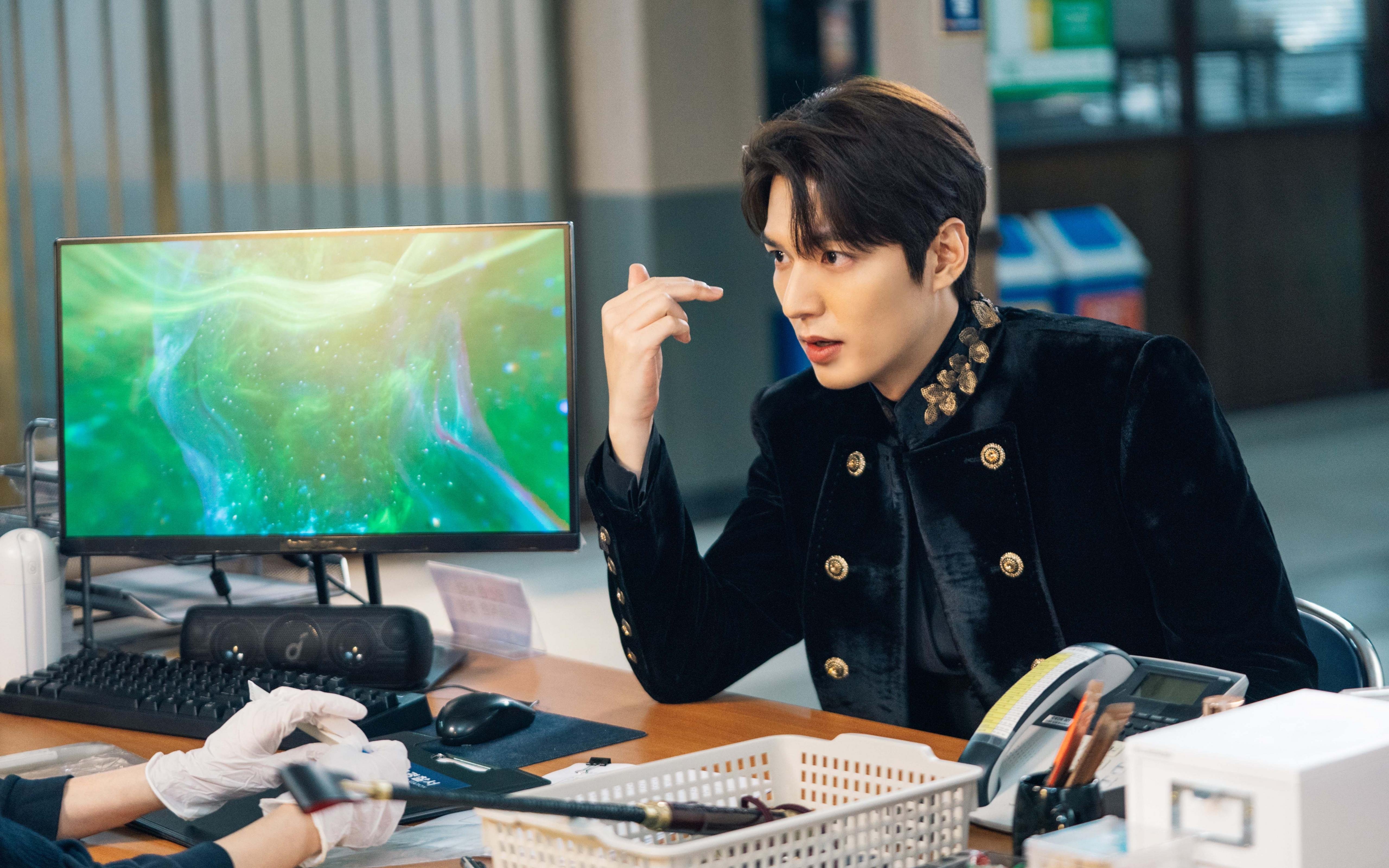 五大联赛是否更倾向中前场组织核心集权模式，五大联赛中场排行