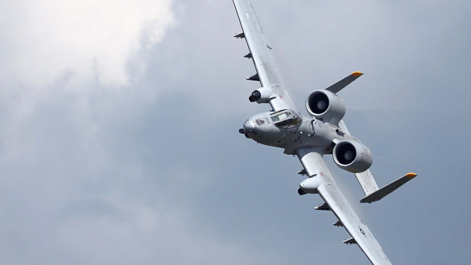 羽坛传奇林丹退役一年后首次公开发声,林丹退役后的羽毛球一哥